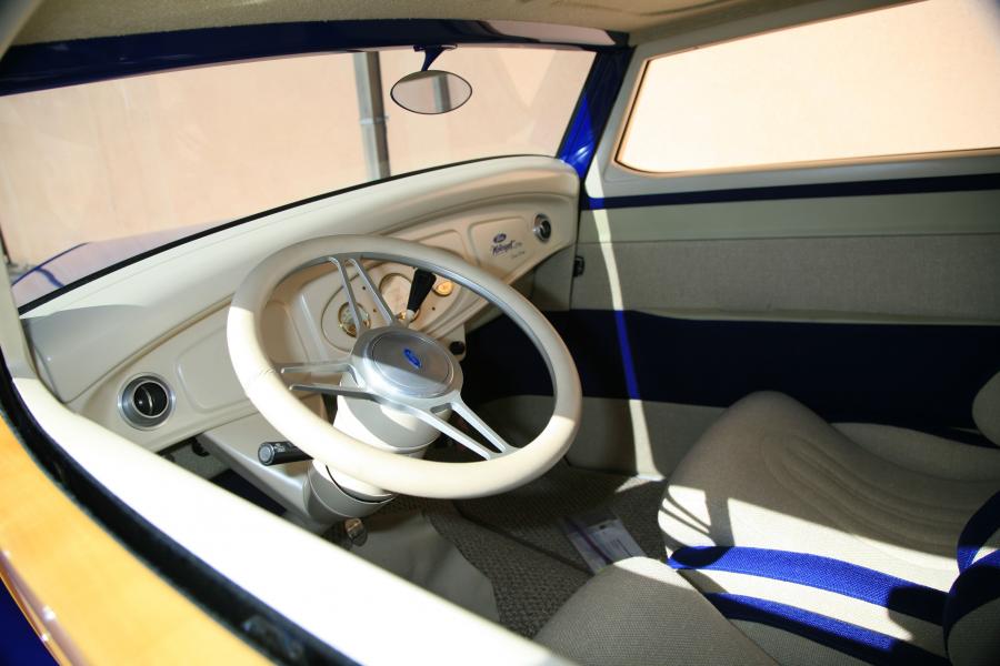  Ford SpeedWagon Woodie Phantom Hot Rod 1932 года  (фото 4 из 9)
